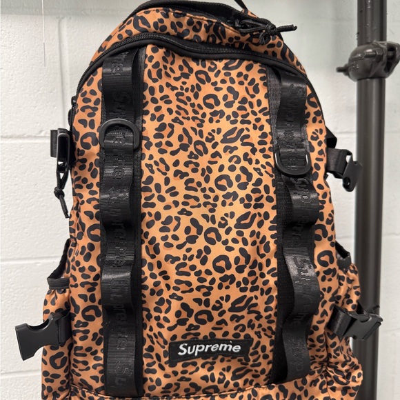 Supreme Leopard Print Backpack - Picture 2 of 3